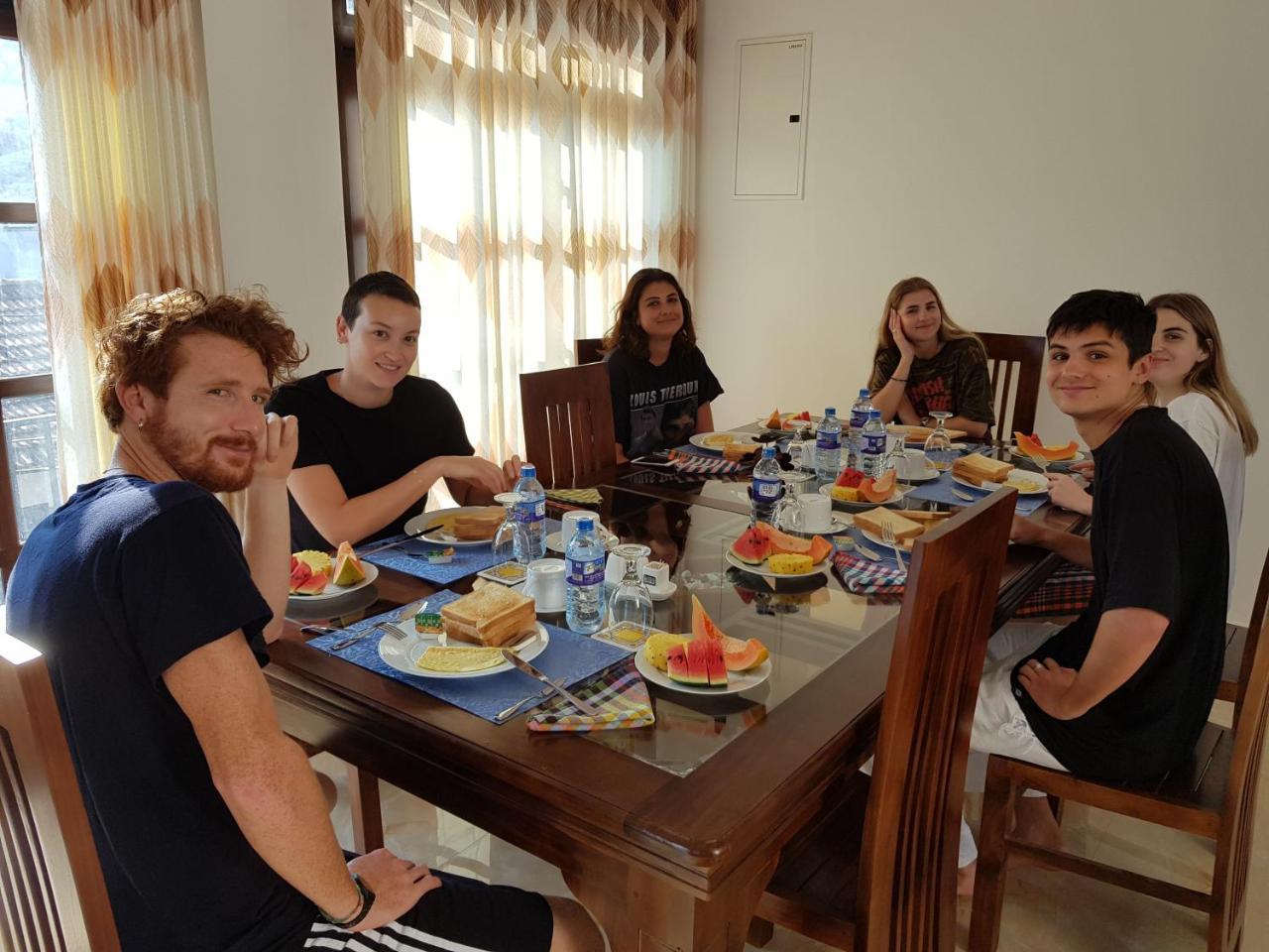 My Whales Guest House Banduramulla Esterno foto