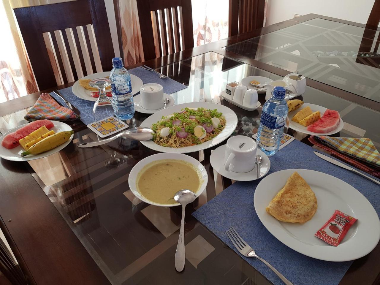 My Whales Guest House Banduramulla Esterno foto