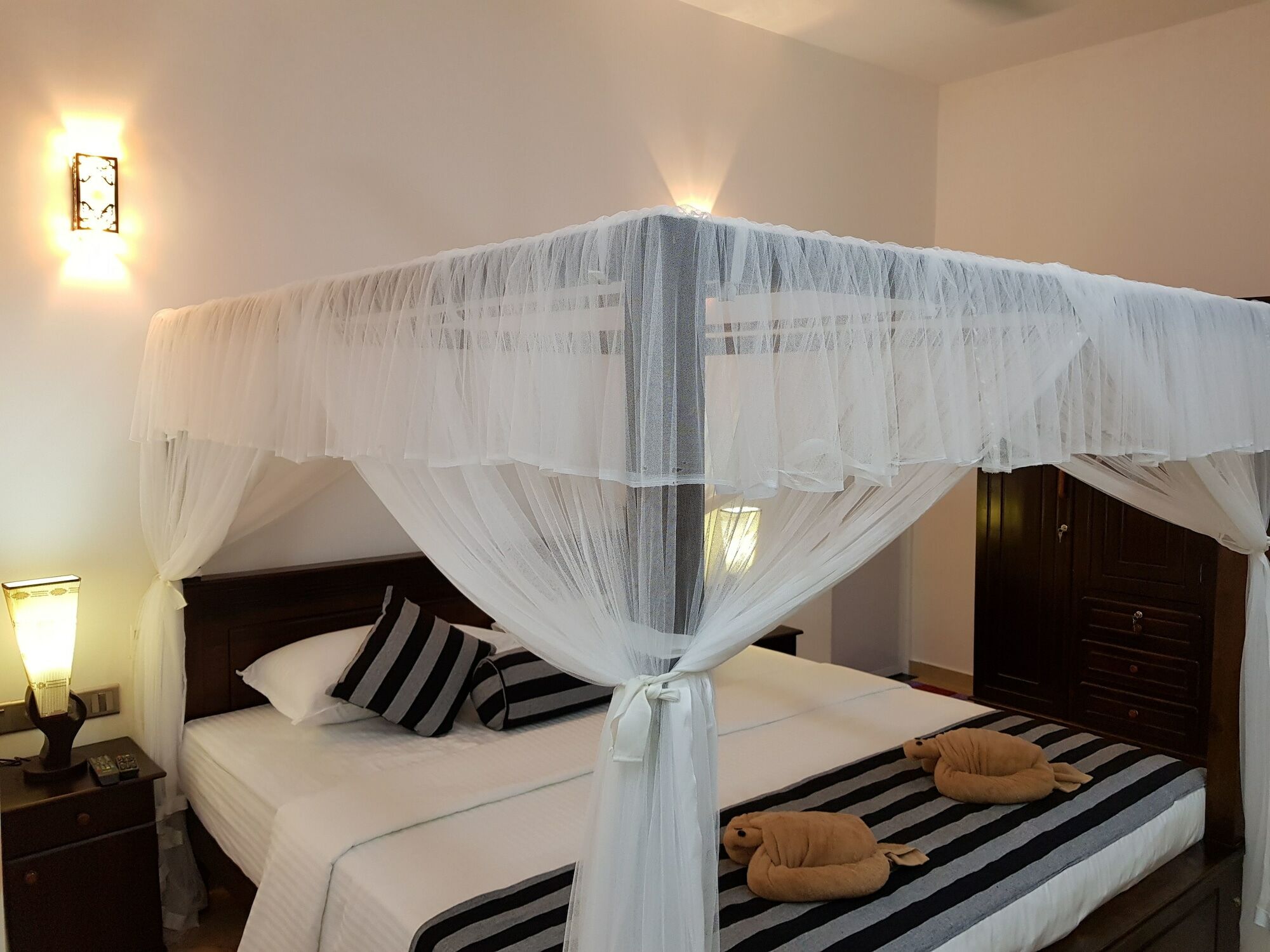 My Whales Guest House Banduramulla Esterno foto